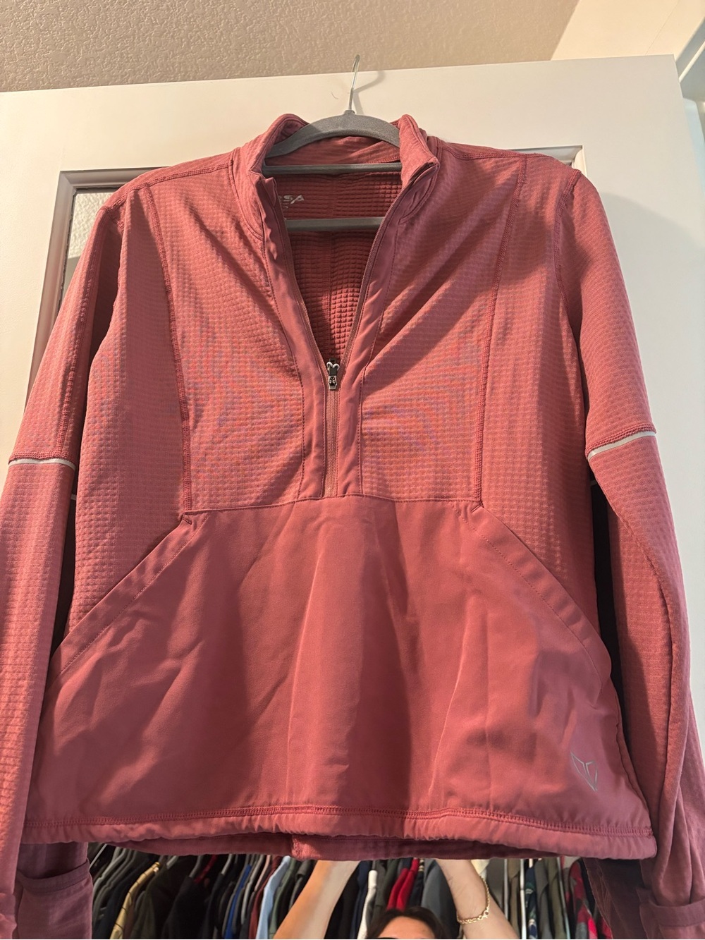 Korsa by Road Runner Sports  Textured pink Women's Active Top